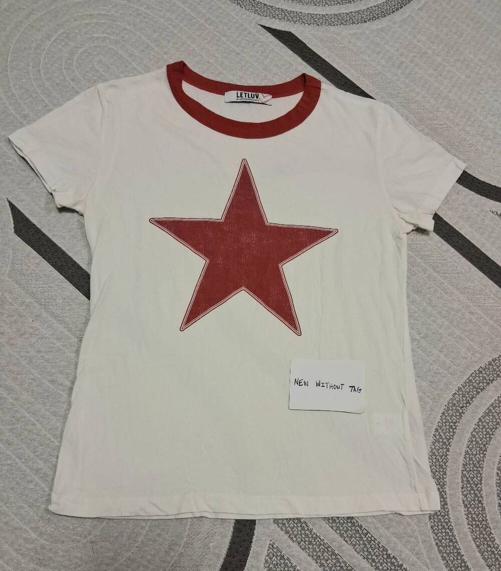 Anthropologie womens small star graphic tshirt baby tee red white